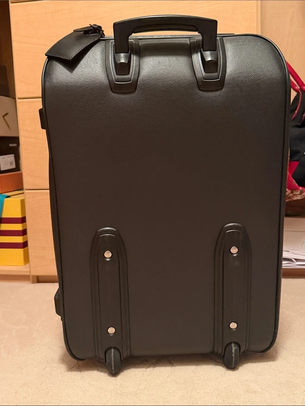 Louis Vuitton Black Textured Carry-On Spinner original dust bag